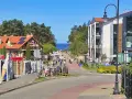 Krynica Morska – w jakim województwie leży to popularne miejsce?