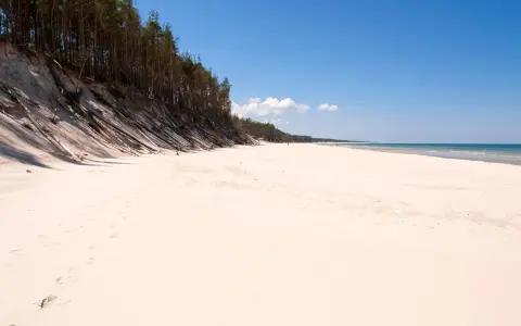 Łeba plaża wschodnia czy zachodnia – która lepsza dla Ciebie?