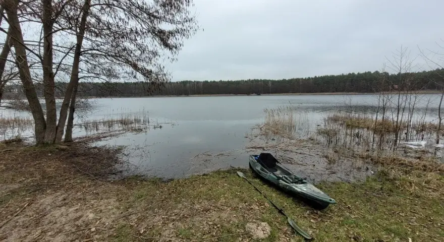 Jezioro Kruteckie: Idealne miejsce na relaks i wędkowanie w naturze
